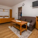 Perisa *