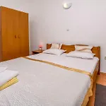 شقة Perisa *