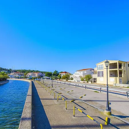 Perisa Rogoznica (Sibenik-Knin)