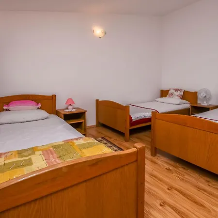 Perisa Apartment