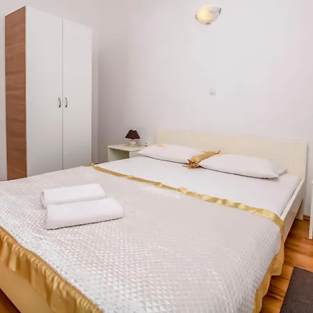 Apartment Perisa Rogoznica (Sibenik-Knin)
