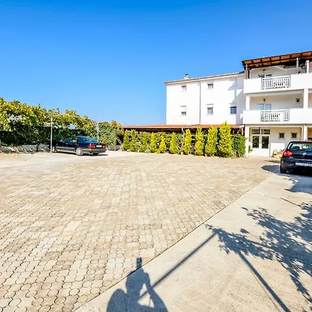 Perisa Rogoznica (Sibenik-Knin)