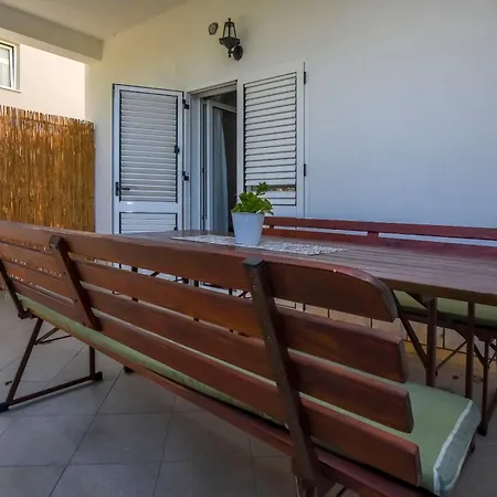 Apartment Perisa