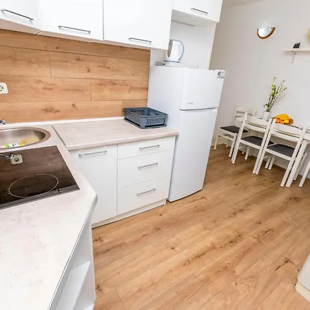Apartment Perisa *